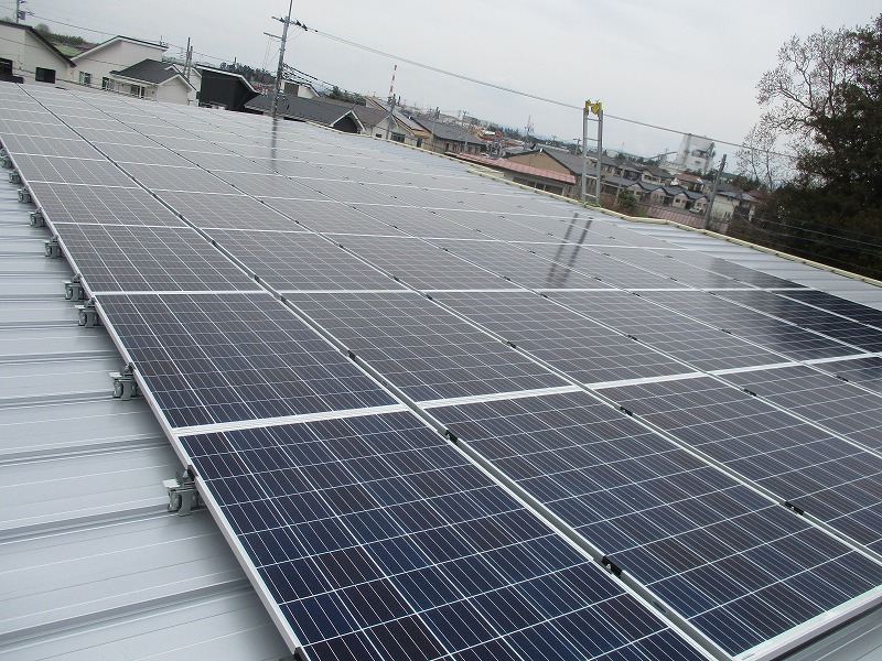 日立市屋根上③ 太陽電池モジュール敷設
